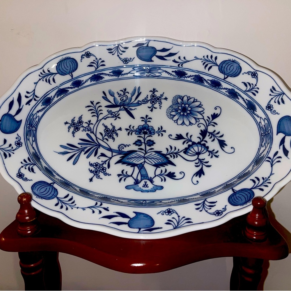 Blue meissen oval serving plate